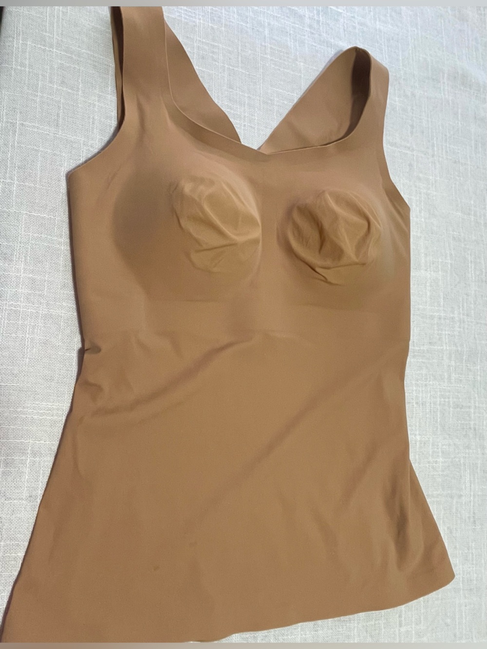 Evelyn & Bobbie - Seamless Shaping Tank with Built-In Cups - Camel Brown